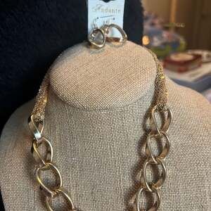 Andante Gold Tone Chunky Oval Link and Woven Mesh Chain Necklace & Earrings Set